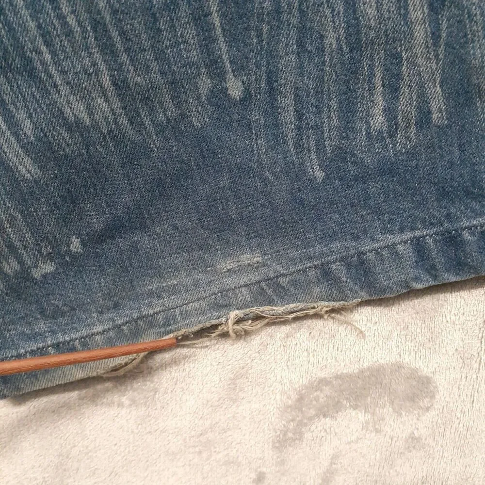 Guess Red Label Mens Denim Button Fly Wide Leg Distressed Size 38x34 Y2K Grunge